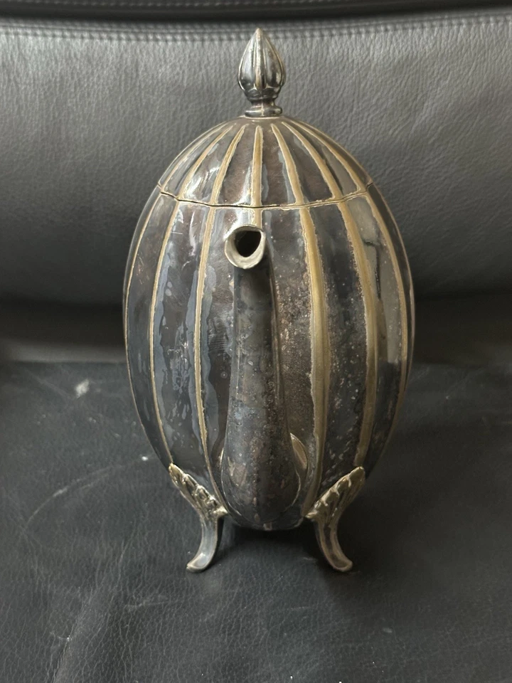 Tetera antigua Art Deco plateada - diseño acanalado calabaza Foto 2 de 4