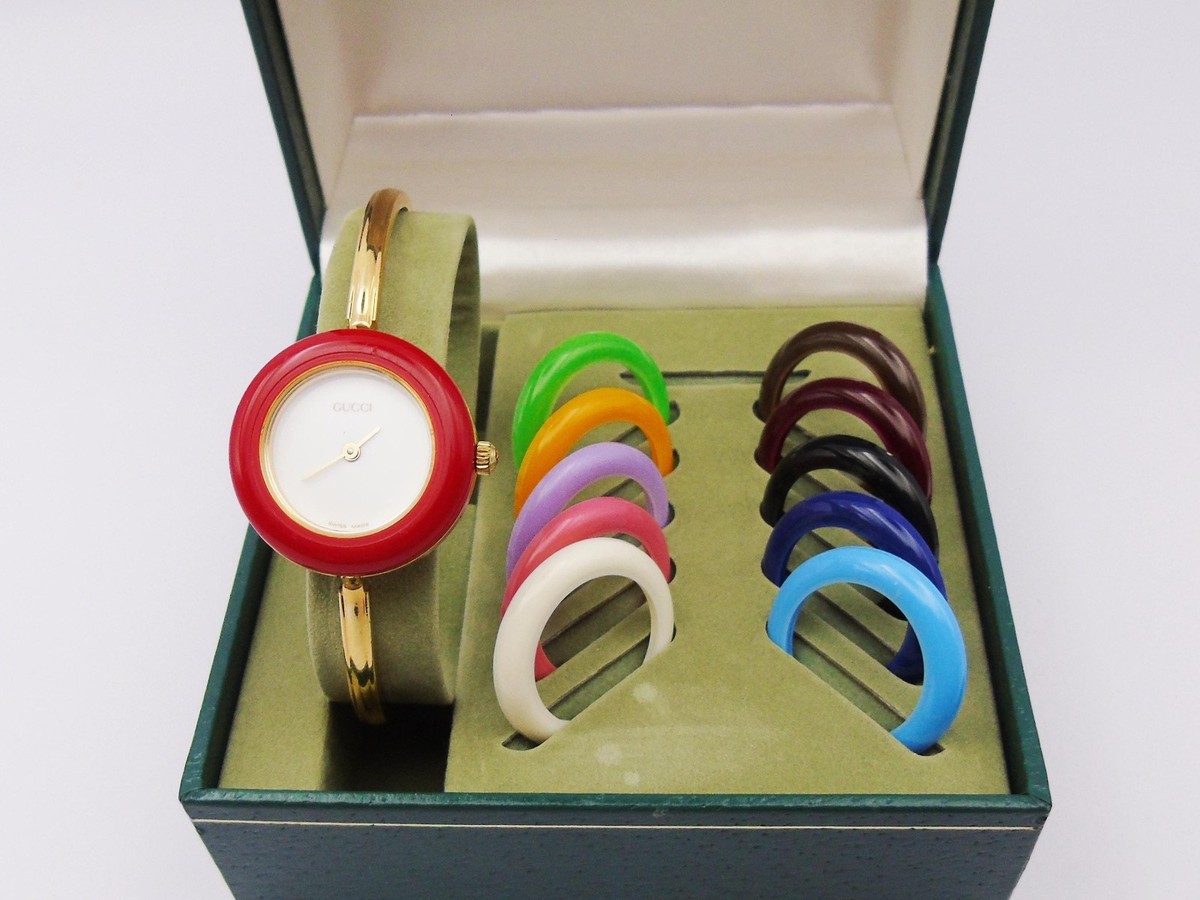 Vintage Gucci 1100L Ladies Change Bezel Watch 1990s Gold Plated