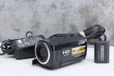 Sony Handycam HDR-CX100 NTSC  8GB, FHD Video W/ Bat and Charger -- EXCELLENT 