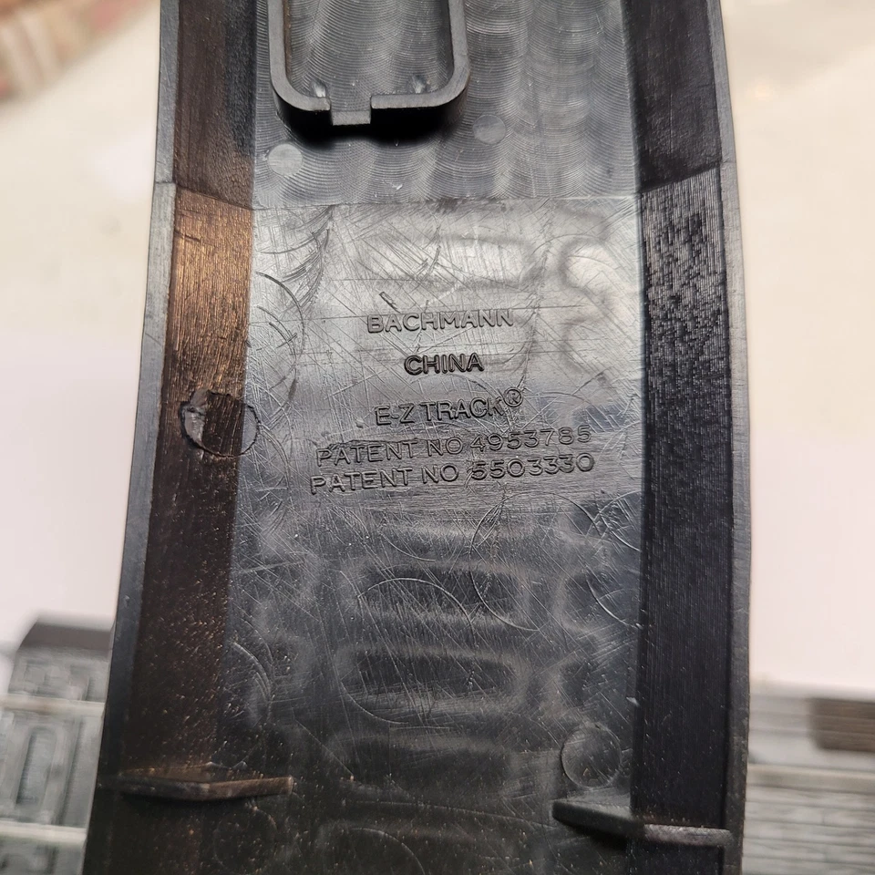 Bachmann Easy Track Curved And Straight Road Crossings  No Asphalt HO Gauge - Image 2 of 4