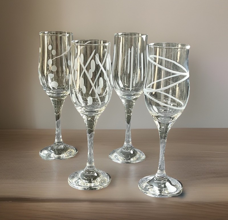 Engraved Crystal Champagne Flute Glasses Set Of 4 La-Z-Boy Diamond NEW