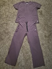 Carhartt Force Scrub Set-Top is XL, Pants are Large. Eggplant color