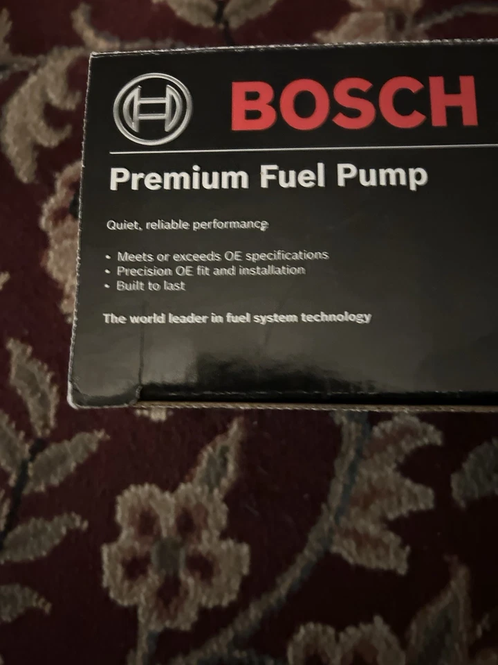 Bomba de combustible BOSCH para camioneta Nissan D21 1986-1994 Foto 2 de 4
