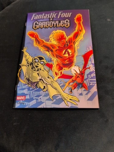 FANTASTIC FOUR X GARGOYLES #1 FOIL VARIANT HUMAN TORCH