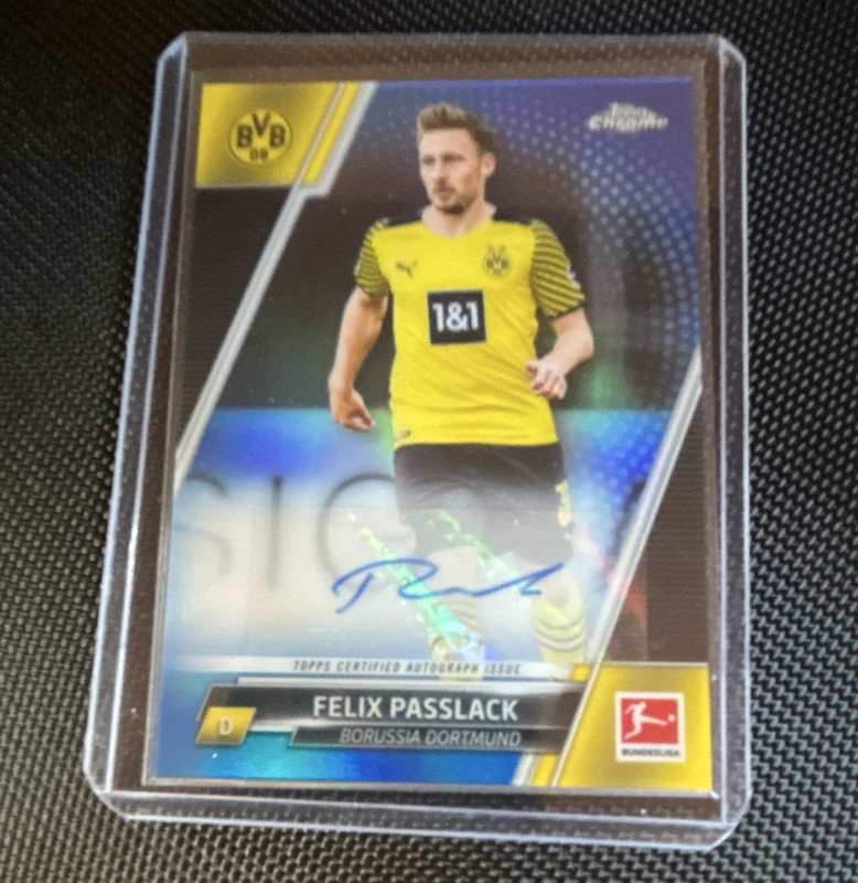 Topps 2021-22 Chrome Bundesliga Felix Passlack Dortmund Auto Blue /299 BCA-FP