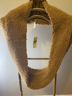 Women Scarf Brown brand new nice From Bed Bath And Beyond Nice Holiday Gift.