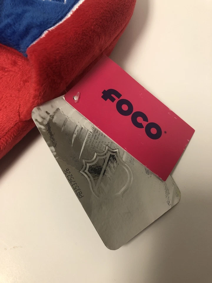 Brand New NHL NY Rangers Big Logo Slippers Men’s size 11/12 - Image 3 of 4