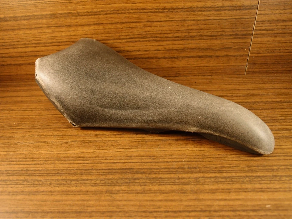 1996 MTB 切割座椅 VETTA Transverse AT 意大利制造 马鞍 — 第 2/4 张图片