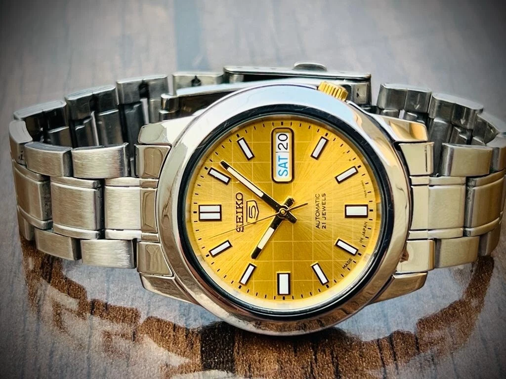 Seiko 5 Automatic 21 Jewels Gold Dial 7S26 02W0 39mm Men s Watch