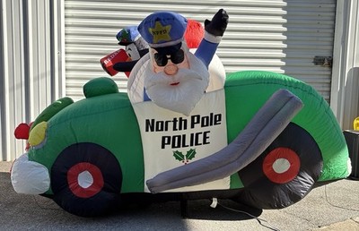 Gemmy Inflatable Santa s Speed Trap Penguin Police Cop Car Christmas Yard Décor