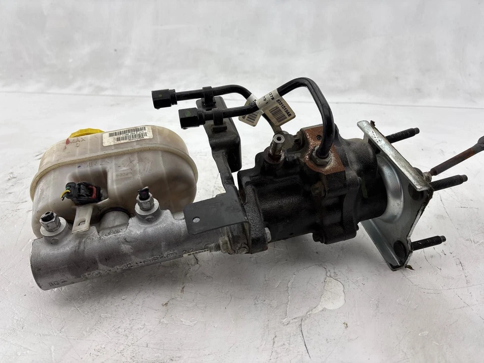 19-23 Dodge Ram 2500 3500 Brake Booster Master Cylinder W/ Reservoir OEM Foto 2 de 4