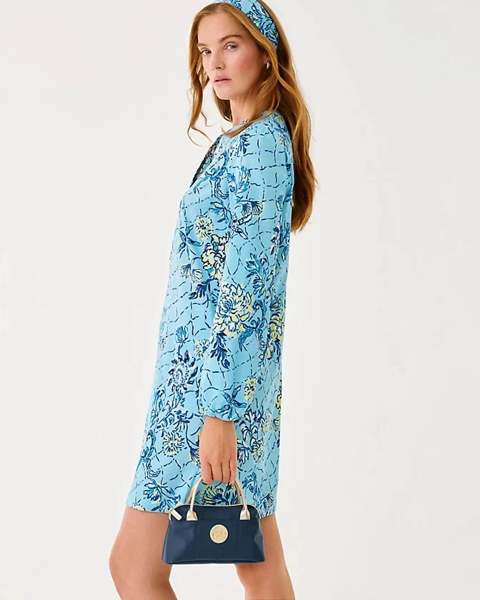 全新带标签 Lilly Pulitzer UPF 50+ Ensley 长袖颜色:Bellevue Blue Br 尺寸 ALL — 第 4/4 张图片