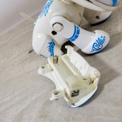 Hasbro Sega 2007 Interactive iDog Amp'd Robot BLUE DRAGON Speaker