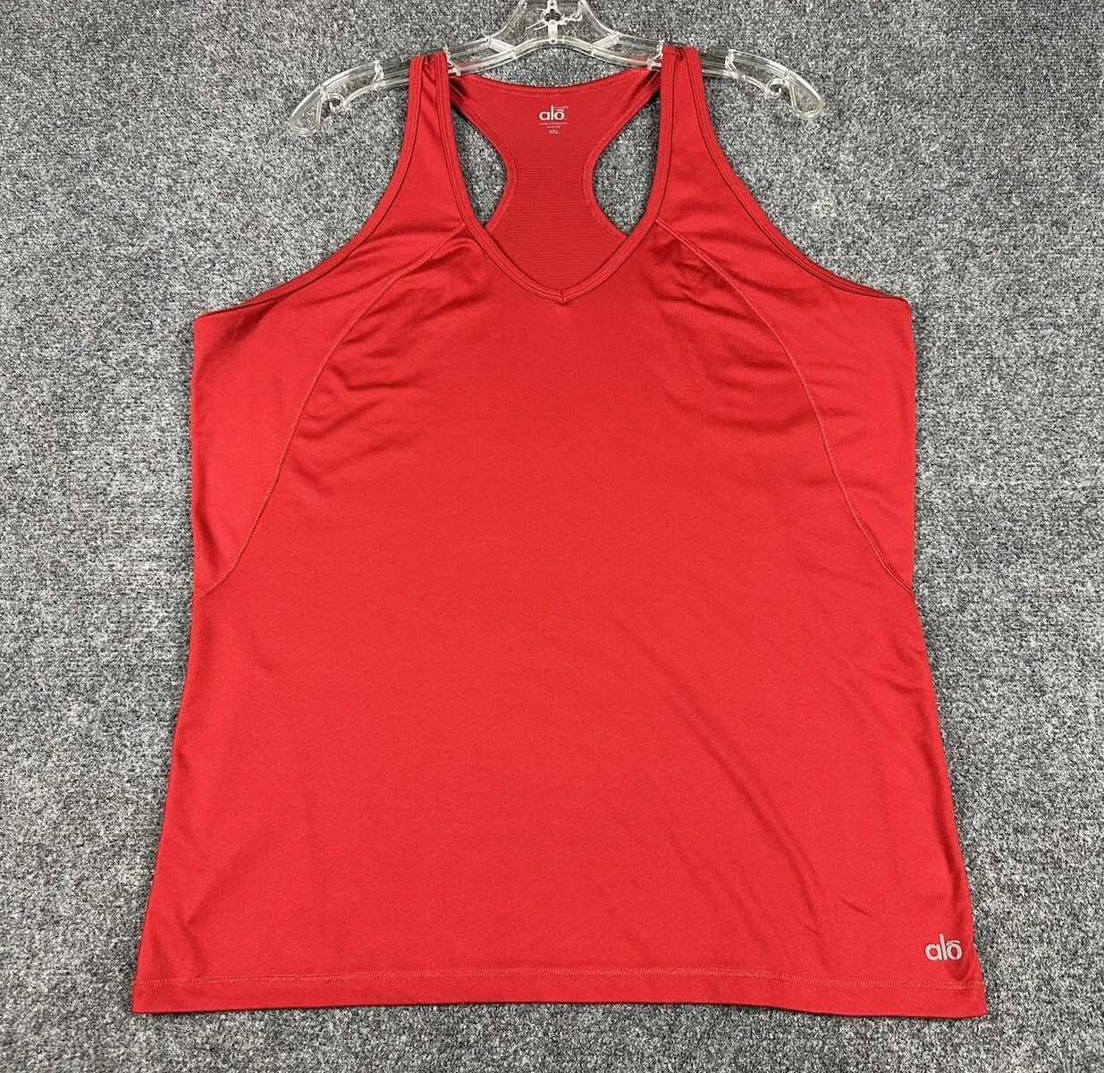 alo-yoga cherry coolfit wicking stretchable sleeveless yoga tank-top