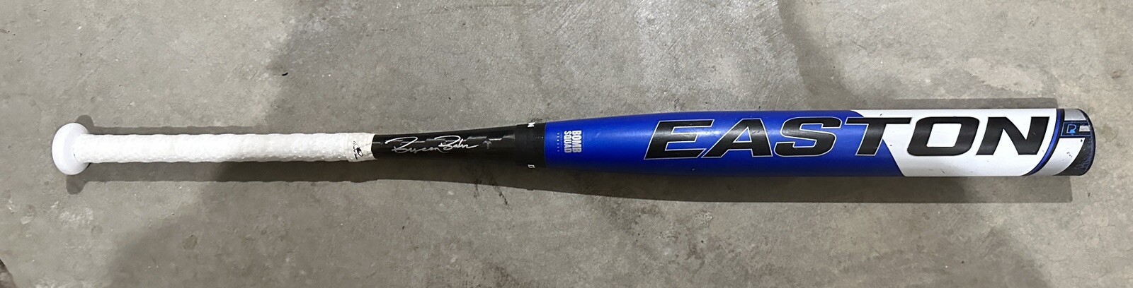 Batte Easton Rebel SP10 Softball – 34 Pouces, 28 Oz, Canon 2 1/4″ (noir/vert, Occasion)