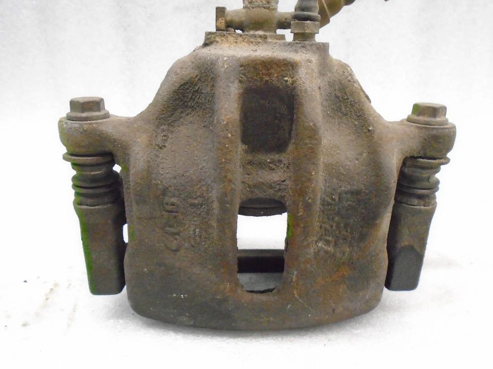 1999-2004 Land Rover Discovery Rear Right Passenger Brake Caliper OEM VI611206 - Image 4 of 4