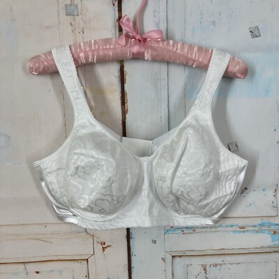 Playtex 18 Hour Bra Style 4745 White Womens Size 42D Backclose Wirefree New