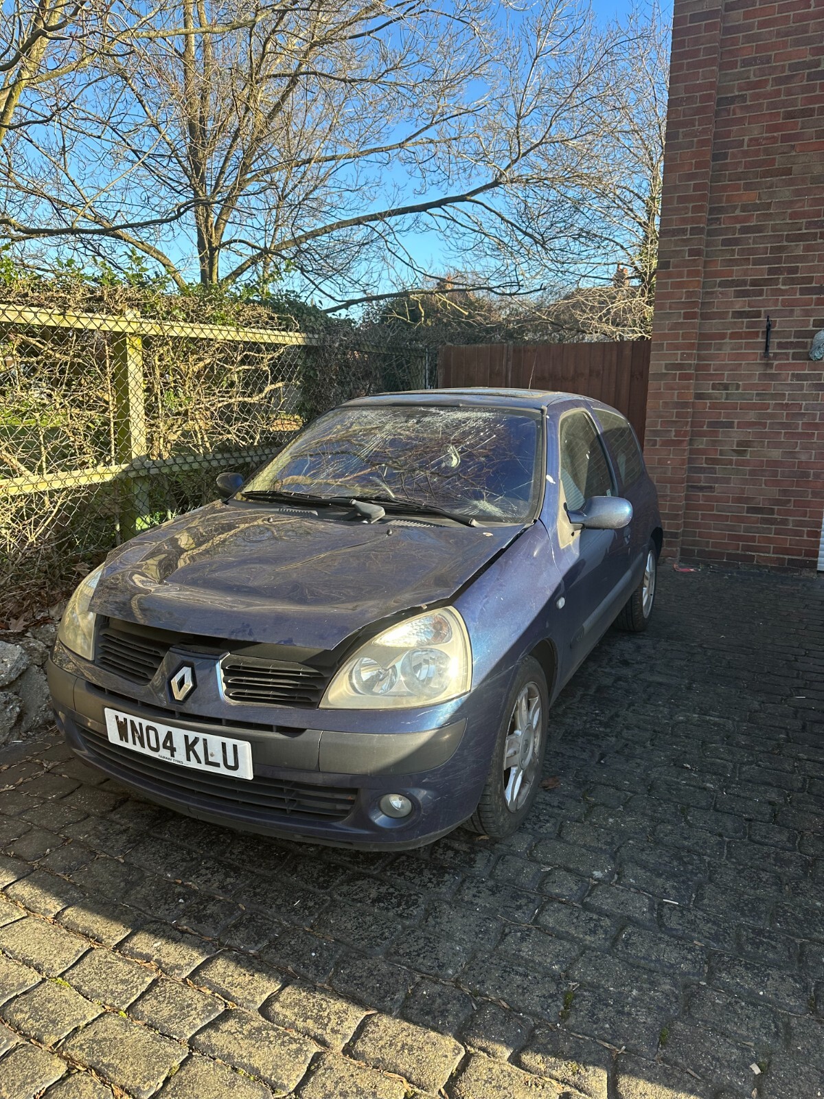 Renault Clio Spares or Repairs eBay