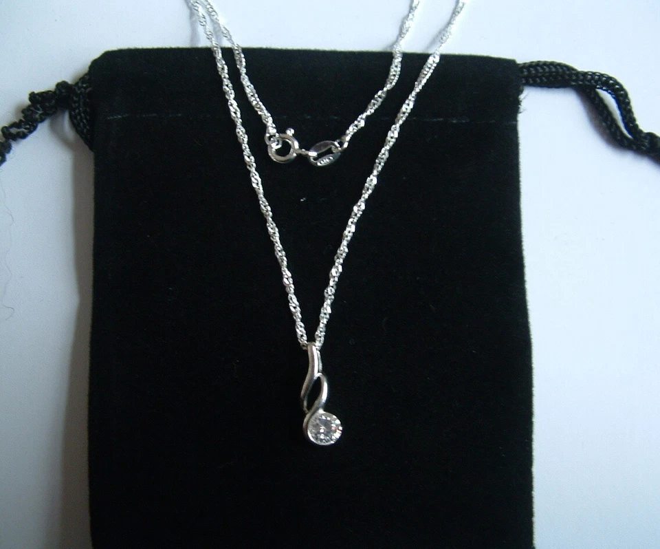 New 925 Sterling silver necklace chain Zirconia pendant  - Image 4 of 4