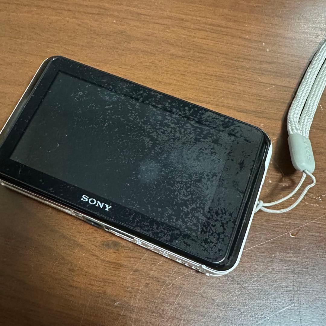 Sony Cyber-Shot DSC-WX70 16.2MP f/2.6 Compact Digital Camera