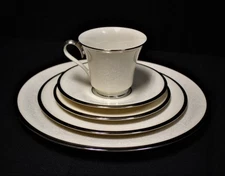 Lenox Moonspun 5-Piece Place Setting – Platinum Trim | Multiple Sets Available