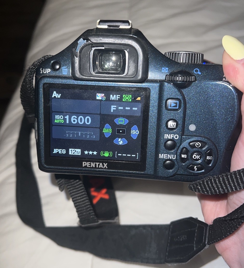 #3271 PENTAX K-x DAL 18-55mm 美品 Pentax Pentax K-x Digital SLR with 18-55mm Zoom Lens (Navy)