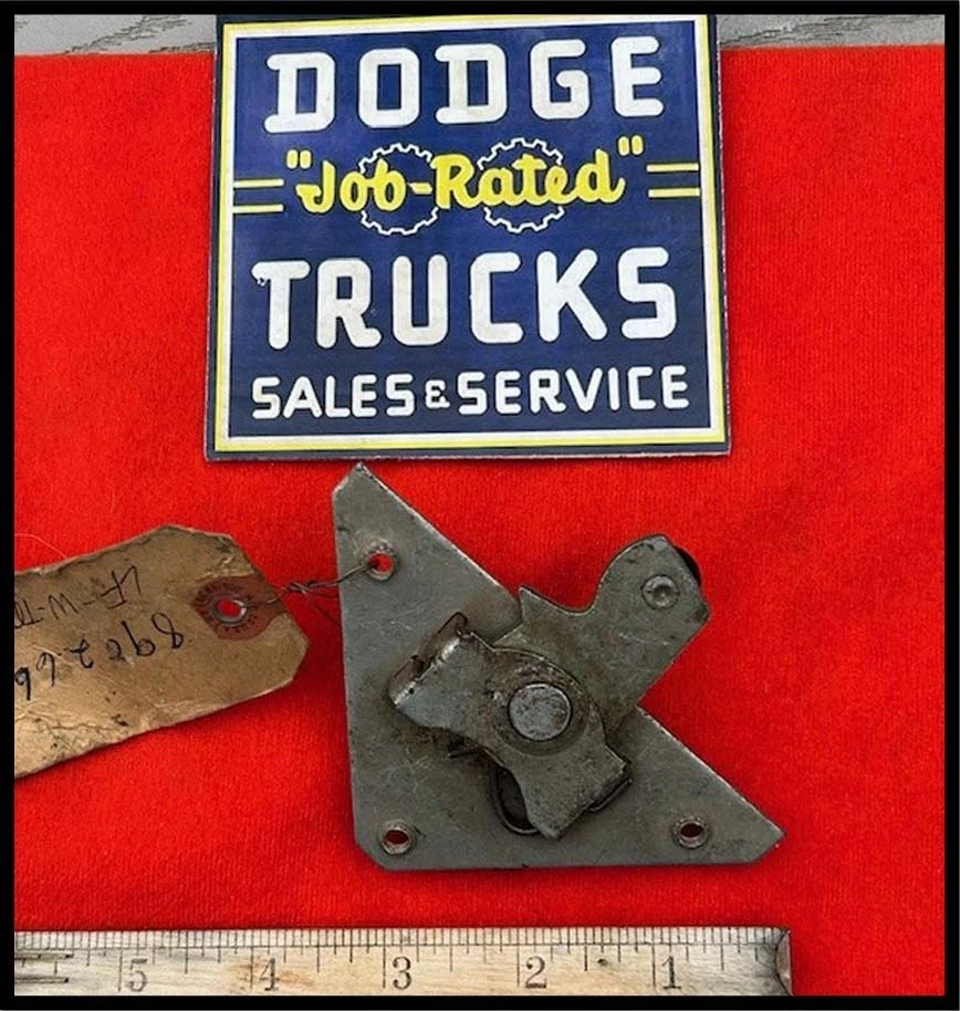 Новый из старых запасов 1940-1947 Dodge Truck LH дверной замок дистанционная панель пикапа 1941-1946 - Изображение 2 из 4