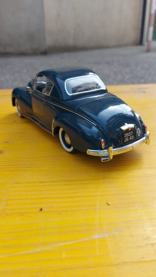 ANSON 1/18 1947 CADILLAC SERIES 62 Nera Black  DIE CAST MODEL MODELLISMO  - Immagine 2 di 4