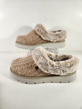 Woman's Slippers BOBS from SKECHERS Keepsakes Lite Warm Greetings Size 6.5 Tan