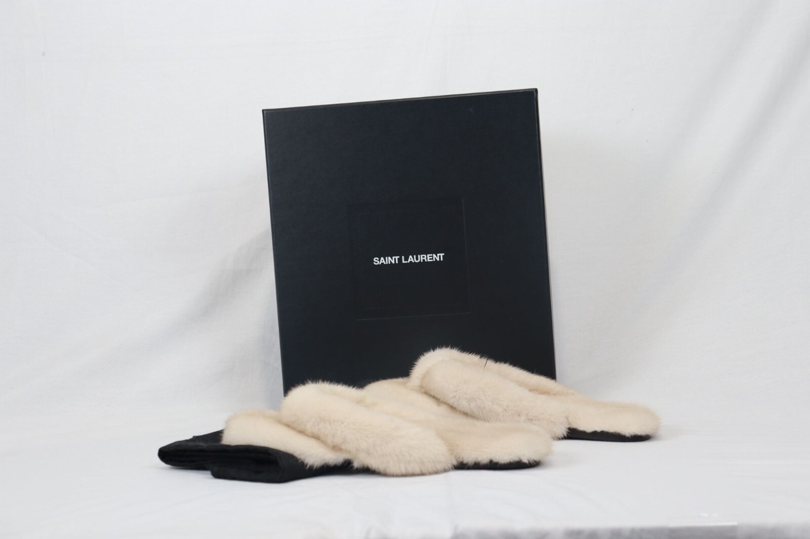 Pantofole shearling Saint Laurent Paris Pepe 05 crema nuove con etichette 44