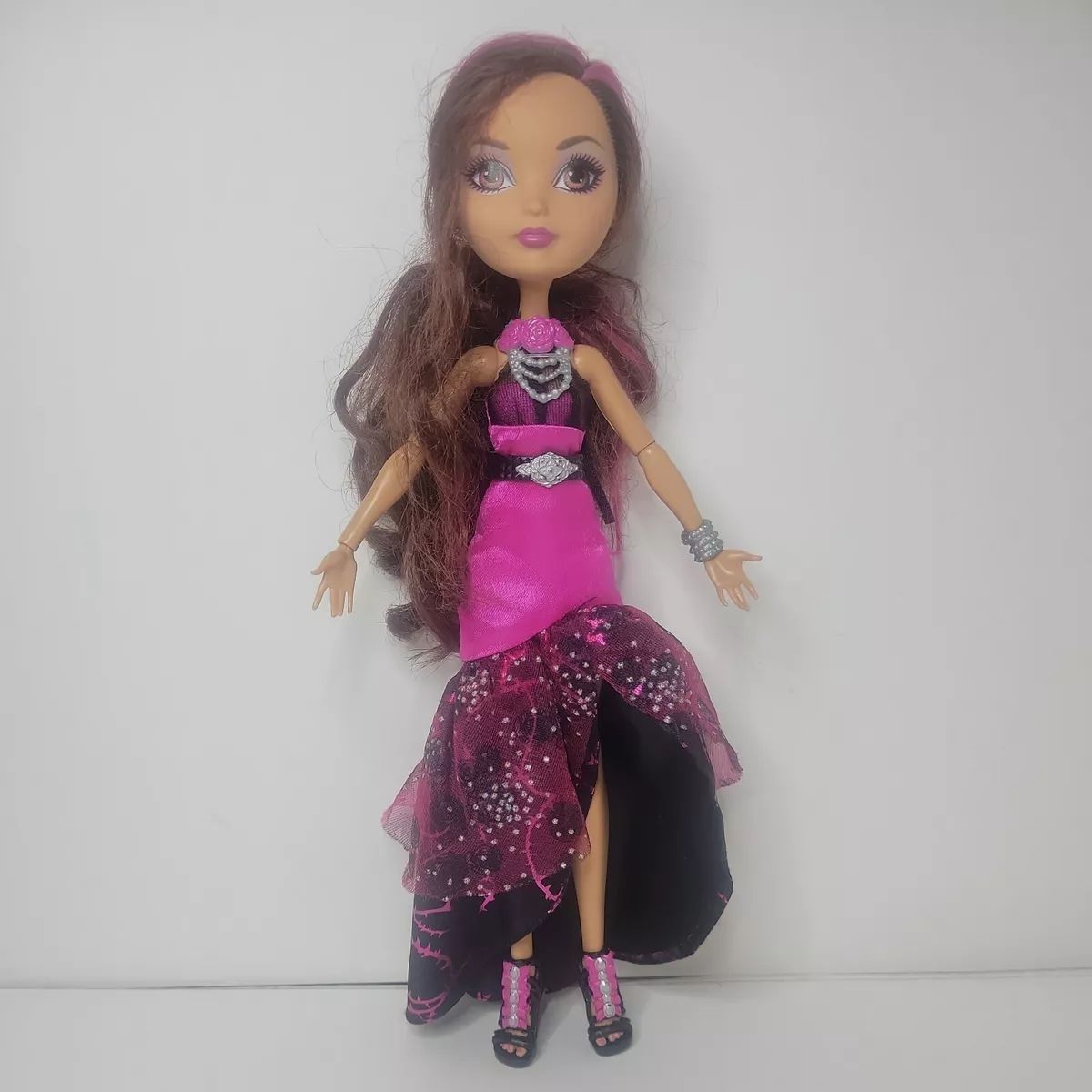 Day By Day: Ever After High Briar Beauty