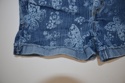 Levi's Girls 12 Reg Denim Jean Shorty Short with floral design adjustable waist - Picture 3 of 4