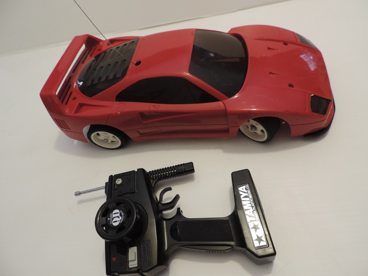Ferrari RCカー Tamiya 240リモコン付き Ferrari RCカー Tamiya 240リモコン付き