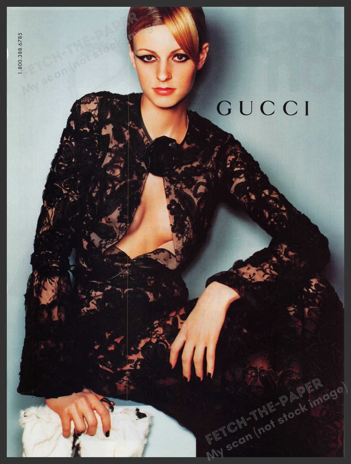 Robe Gucci années 1990 publicité imprimée modèle 1999
