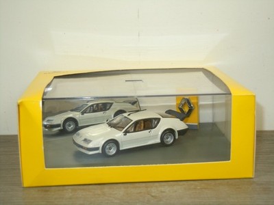 Renault Alpine A310 V6 Pack GT - Universal Hobbies 1:43 - in Box *73059