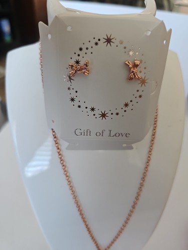 New In Box Avon Heart Pendant Necklace & Matching Bow Stud Earrings Set Gift
