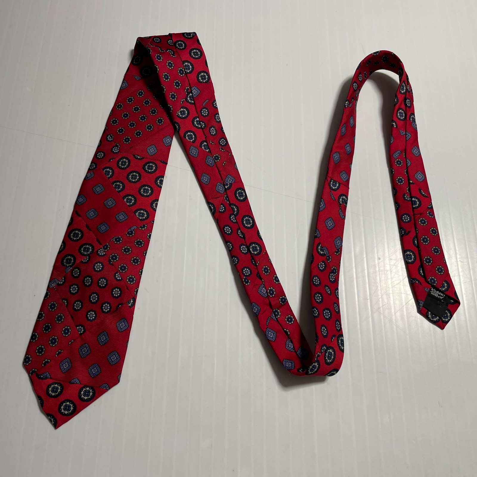 ROBERT TALBOTT VTG Patchwork Floret Medallion Red… - image 8