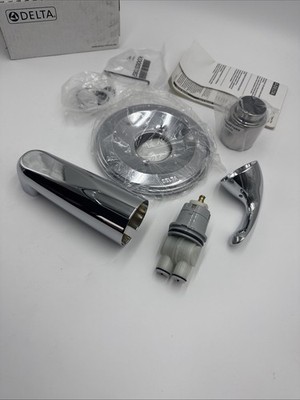 Delta T13120-LTS Classic Wall Mounted Bathtub Faucet-Only Trim - Chrome