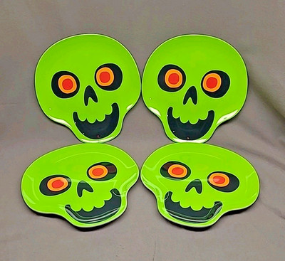Green Skull Dinner Plate Halloween Figural Skeleton 4 Piece Hyde and Eek 2024
