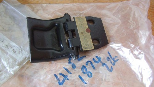 BMW E12 & E28 REAR DOOR HINGE NEW GENUINE 41521874226 - Picture 3 of 3