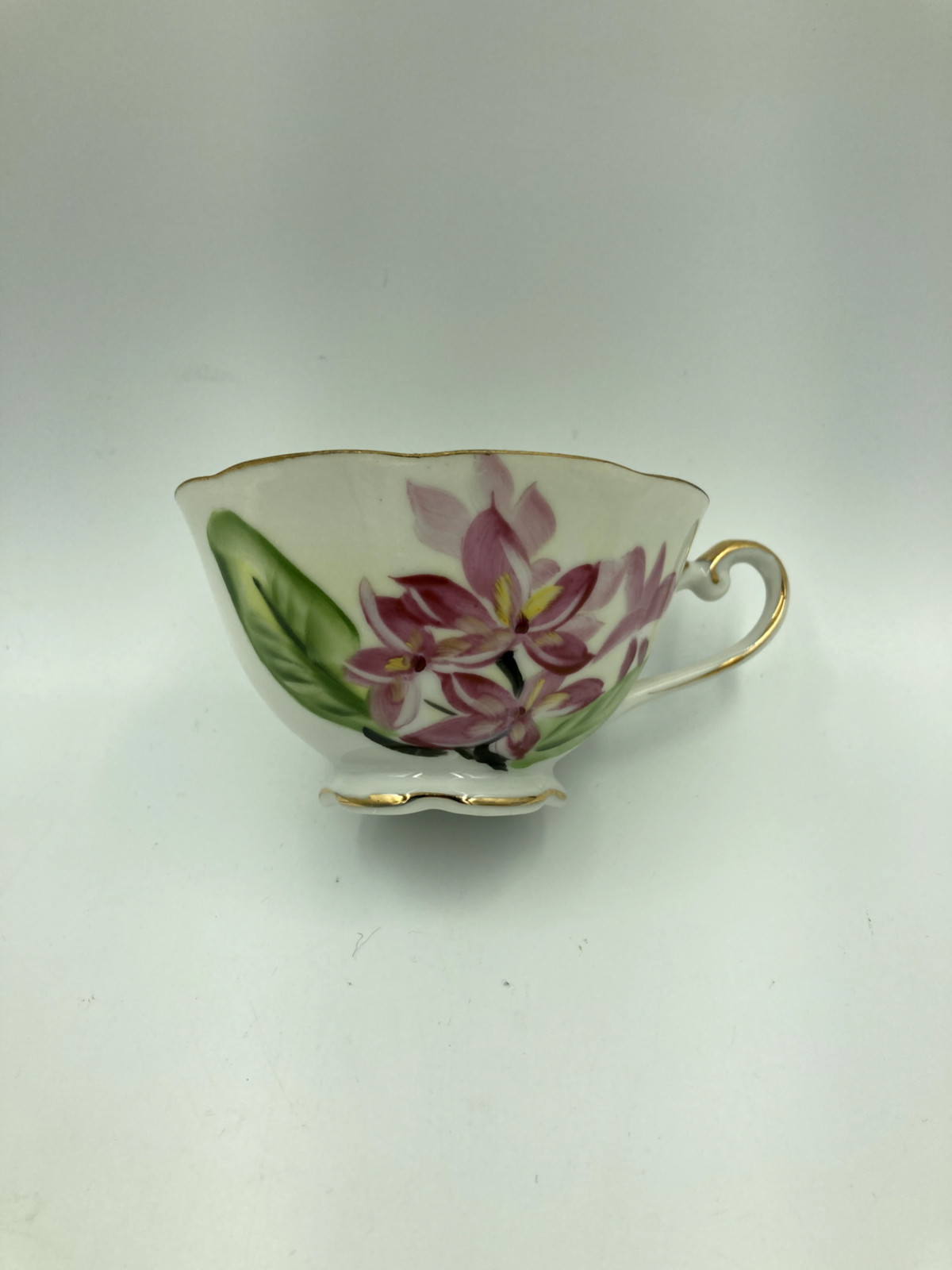 FOUR sets vtg cups/plates - 8 pcs/4 diff hand painted HI flowers/~50s japan NICE