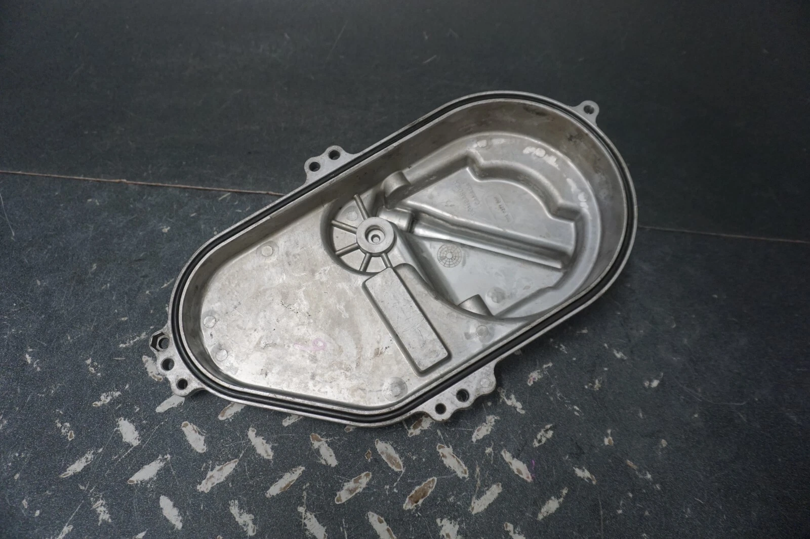 1995 Formula Ski-Doo Snowmobile OEM Engine Drive System Chaincase Gear Box Cover