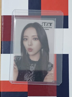 ITZY YUNA (SHIN YU-NA) BLAH BLAH BLAH KPOP LOMO  UNIQUE COLLECTABLE PHOTOCARD 