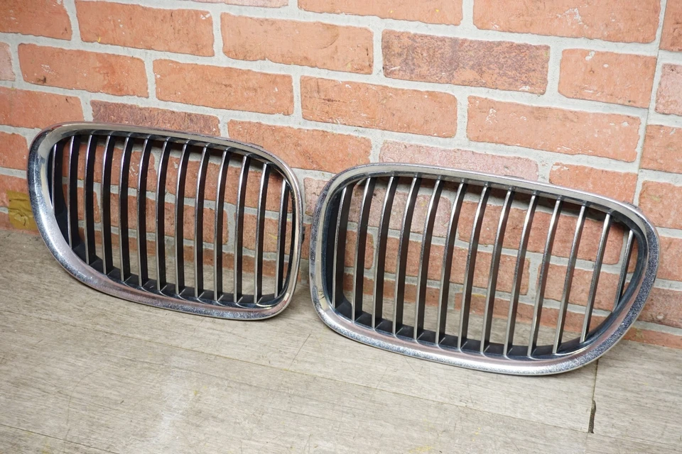 JUEGO REJILLA RIÑÓN PARACHOQUES DELANTERO IZQUIERDO Y DERECHO BMW 750I F01 CROMADO 2009-2012 OEM* Foto 2 de 4