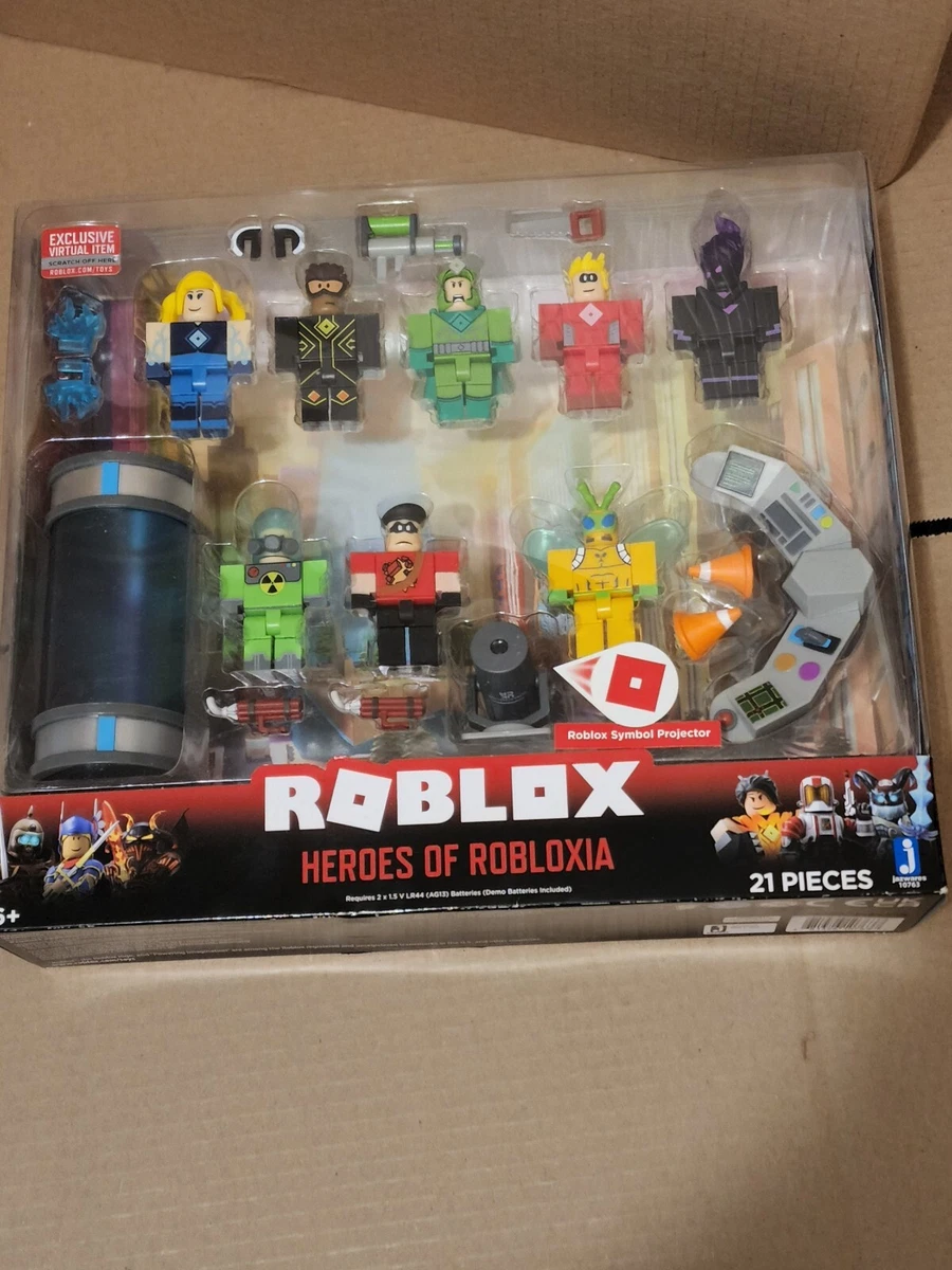 Roblox Action Collection - Heroes of Robloxia Playset [Includes Exclusive  Virtual Item] 