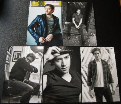MICHAEL ZEGEN (THE MARVELOUS MRS MAISEL) 5 coole Fotos (4x s/w), alle 10x15 cm