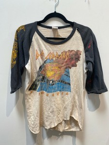 def leppard baseball tee