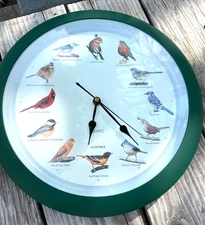 1997 MFA Quartz Musical Singing Birds Wall Clock Works Tweet Tweet