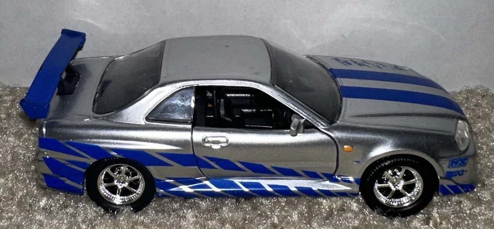 Fast & Furious 2002 escala 1/32 Jada Toys Brian's Nissan Skyline GT-R TC-171 Foto 4 de 4