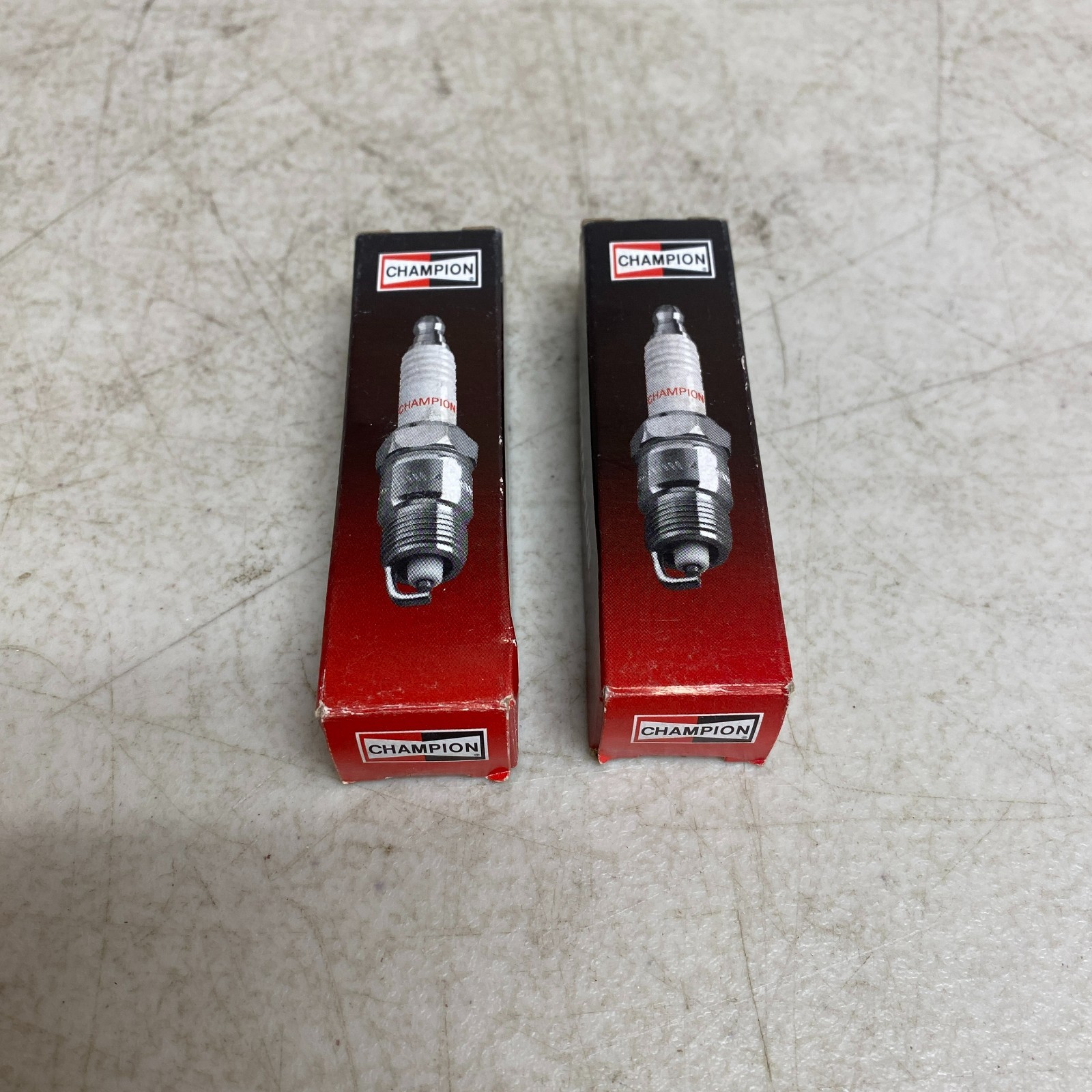 2-Pack Champion RN12YC Copper Plus Spark Plug 401 for 1981â2002 Chevy Impala